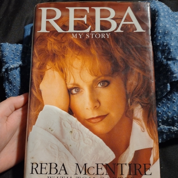 Reba McEntire collectible collection - Picture 3 of 8